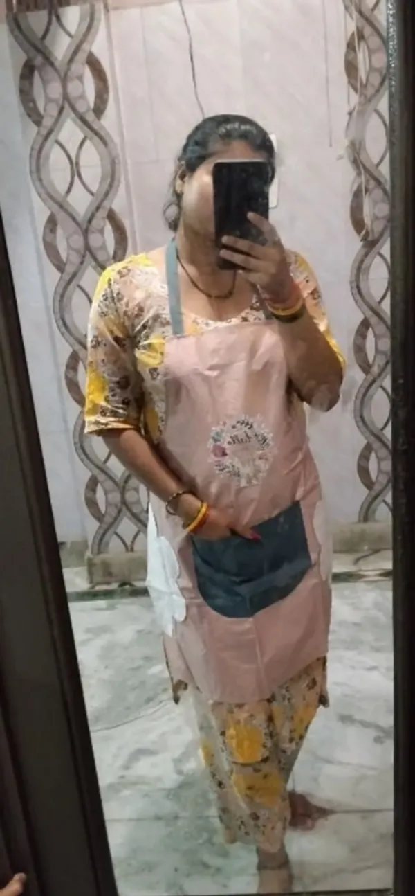 Pink_Printed_Kitchen_Apron_For_Women