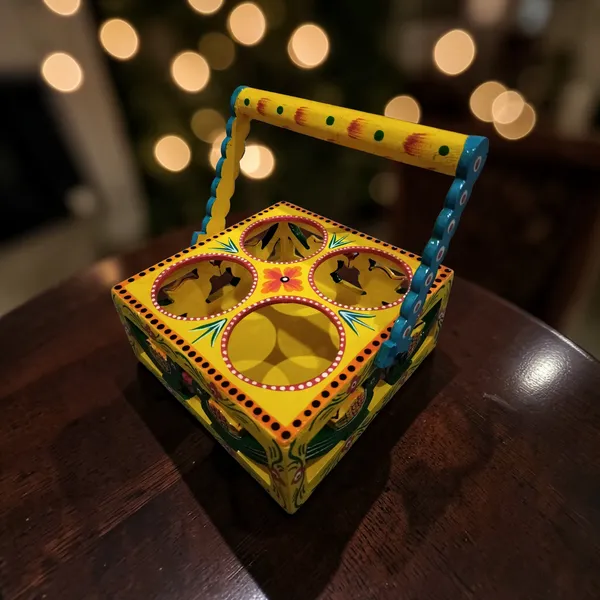 Hand-Painted_Wooden_Tea_Tray_with_Handle