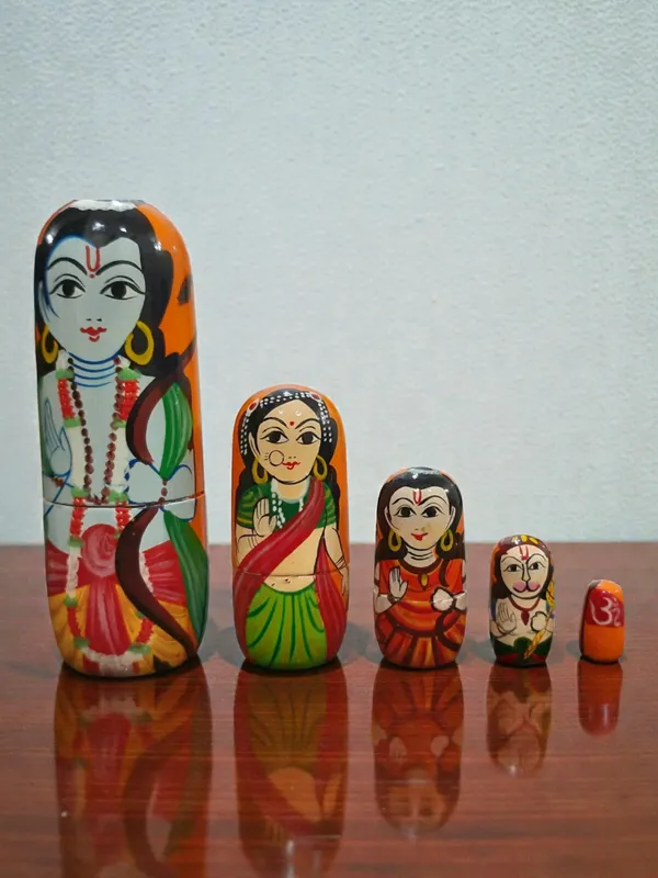 Ram_Darbaar_Wooden_Nesting_Doll_Set