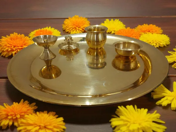 Gold_Brass_Premium_Pooja_Plate_Set_For_Home_Decor_And_Prayer_Room_And_Altar_(Set_of_5_items)