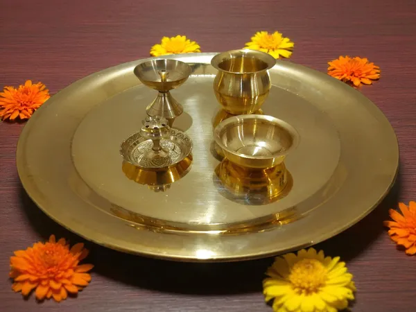 Gold_Brass_Premium_Pooja_Plate_Set_For_Home_Decor_And_Prayer_Room_And_Altar_(Set_of_5_items)