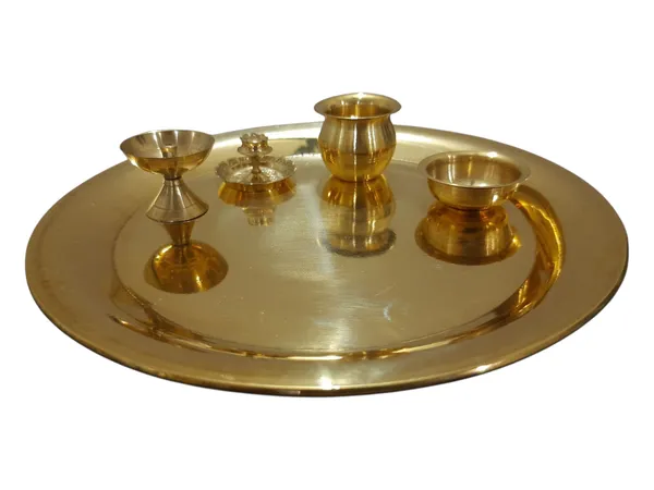 Gold_Brass_Premium_Pooja_Plate_Set_For_Home_Decor_And_Prayer_Room_And_Altar_(Set_of_5_items)