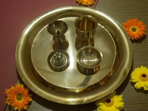 Gold_Brass_Premium_Pooja_Plate_Set_For_Home_Decor_And_Prayer_Room_And_Altar_(Set_of_5_items)