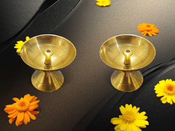 Gold_Brass_Premium_Fuel_Lamp_For_Home_Decor_And_Prayer_Room_And_Altar_(Set_of_2)