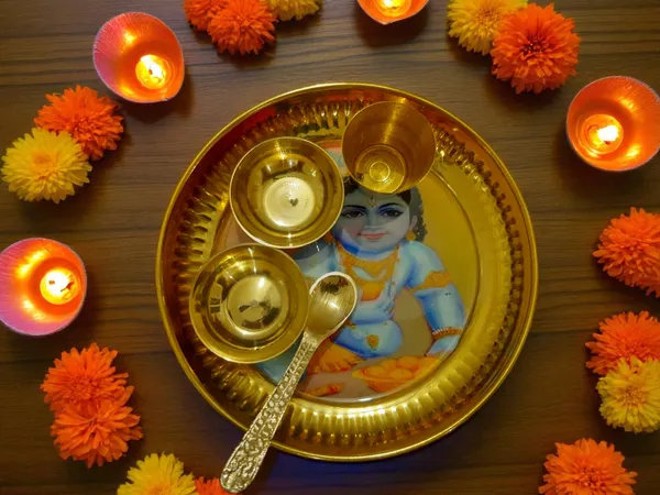 Gold_Brass_Premium_Plate_Set_For_Home_Decor_And_Prayer_Room_And_Altar