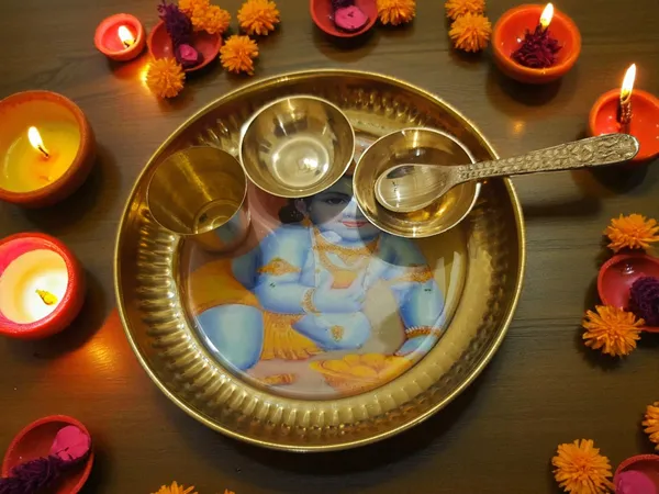 Gold_Brass_Premium_Plate_Set_For_Home_Decor_And_Prayer_Room_And_Altar