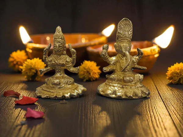 Gold_Brass_Premium_Figurine_For_Home_Decor_And_Prayer_Room_And_Altar