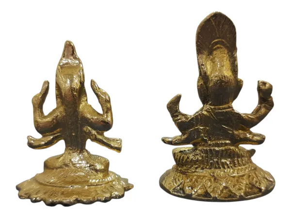 Gold_Brass_Premium_Figurine_For_Home_Decor_And_Prayer_Room_And_Altar
