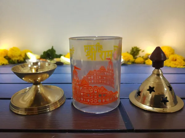 Gold_Brass_Premium_Fuel_Lamp_For_Home_Decor_And_Prayer_Room_And_Altar