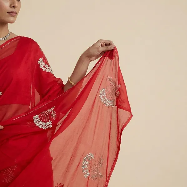 Red_Shiffon_Premium_Saree_For_Women