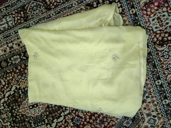 Yellow_And_Peach_Shiffon_Premium_Saree_For_Women