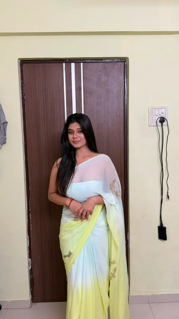 Yellow_And_Green_Shiffon_Premium_Saree_For_Women