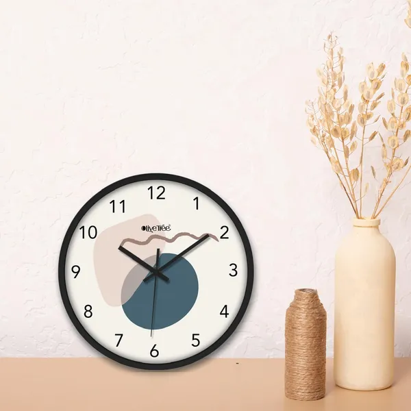 Plastic_Wall_Clock
