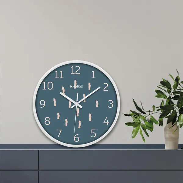 Plastic_Wall_Clock