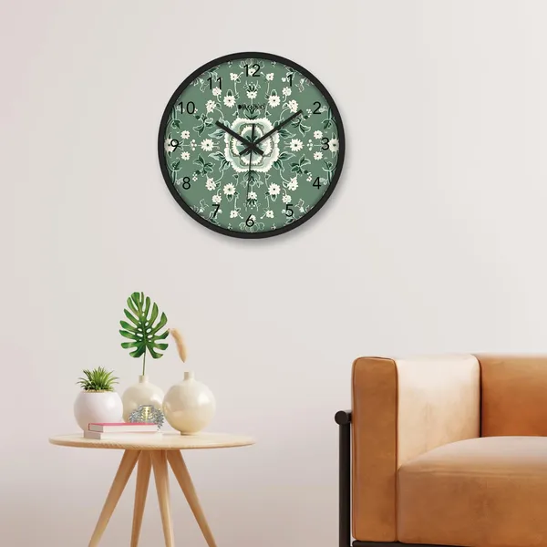 Plastic_Wall_Clock