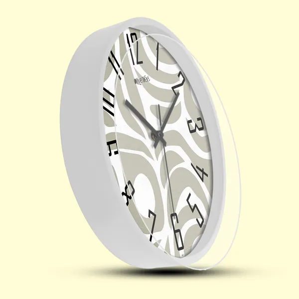 Plastic_Wall_Clock