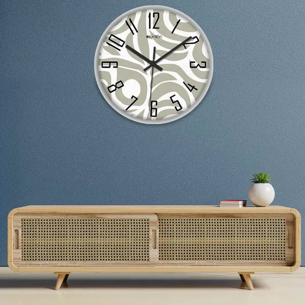 Plastic_Wall_Clock