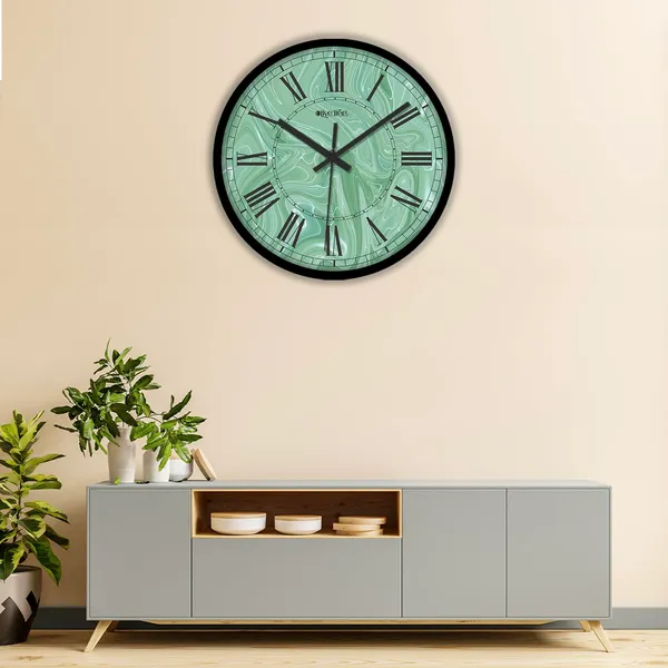 Plastic_Wall_Clock