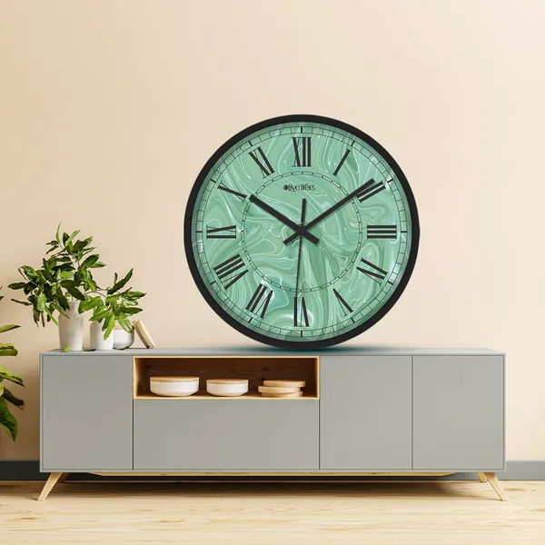 Plastic_Wall_Clock