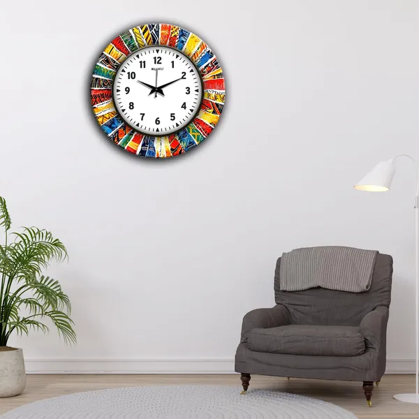 Wall_Clock_With_Glass