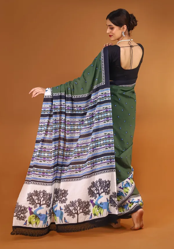 Green_Ethnic_Motifs_Printed_Pure_Cotton_Saree_For_Women