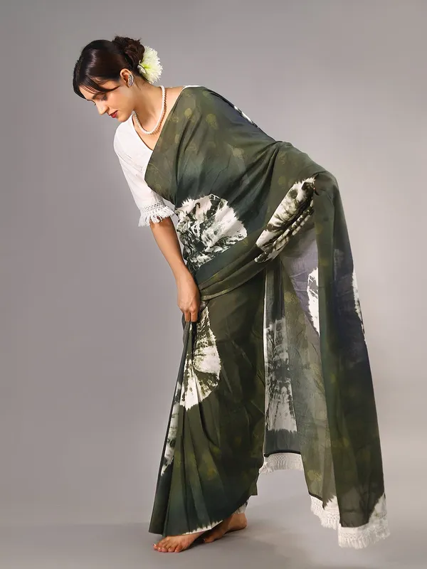 Green_Tie_&_Dye_Pure_Cotton_Saree_For_Women