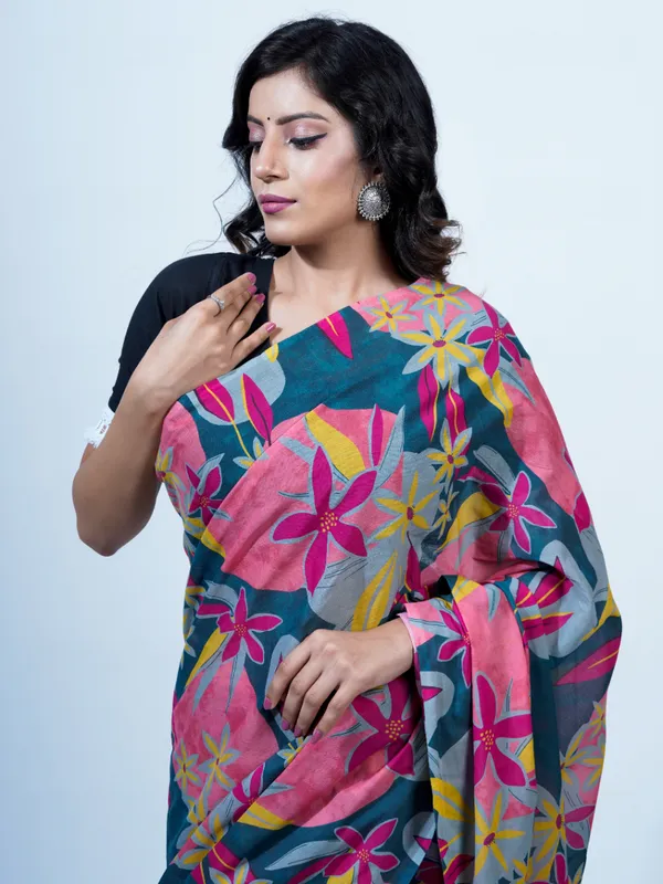 Pink_Floral_Printed_Pure_Cotton_Saree_For_Women