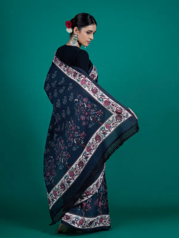 Blue_Floral_Pure_Cotton_Saree_For_Women