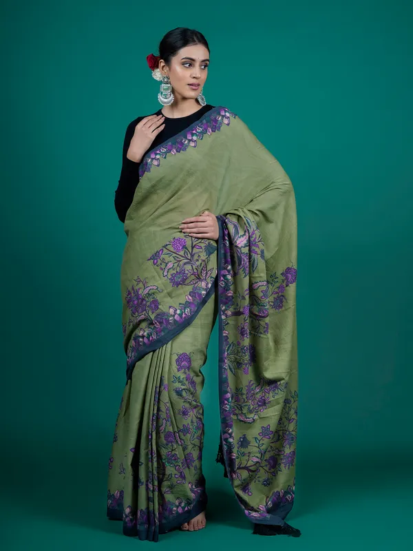 Green_Floral_Printed_Pure_Cotton_Saree_For_Women