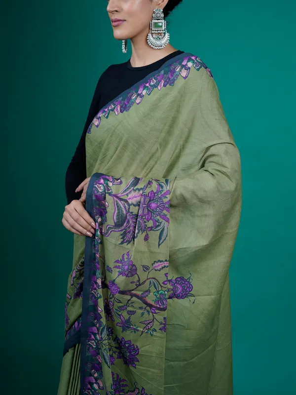 Green_Floral_Printed_Pure_Cotton_Saree_For_Women