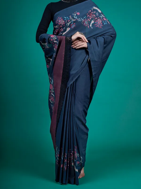 Blue_Floral_Pure_Cotton_Saree_For_Women
