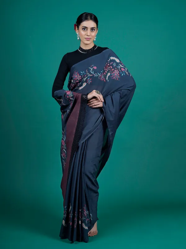 Blue_Floral_Pure_Cotton_Saree_For_Women