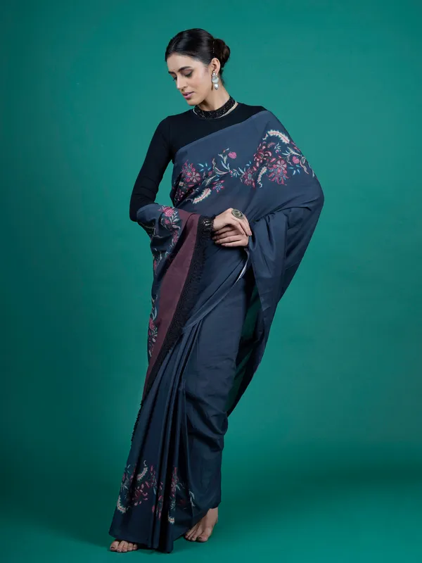 Blue_Floral_Pure_Cotton_Saree_For_Women