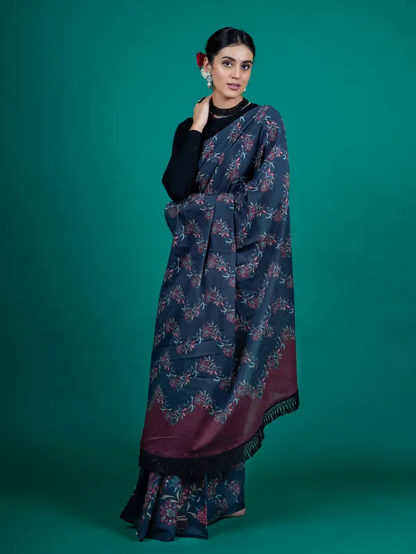 Blue_Floral_Printed_Pure_Cotton_Saree_For_Women