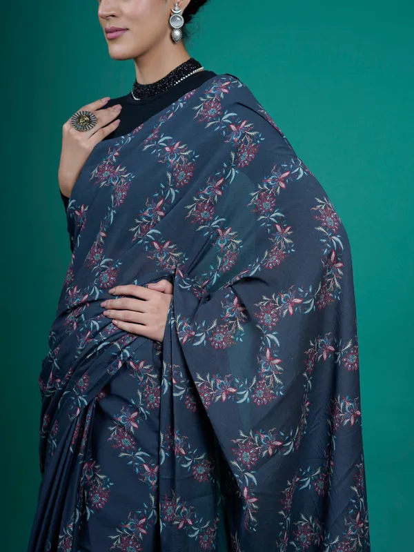 Blue_Floral_Printed_Pure_Cotton_Saree_For_Women