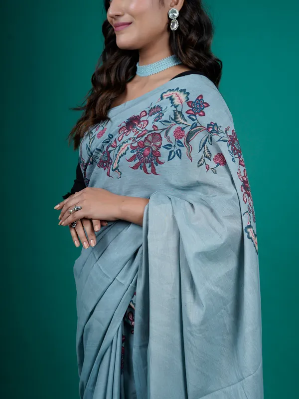 Blue_Floral_Printed_Pure_Cotton_Saree_For_Women