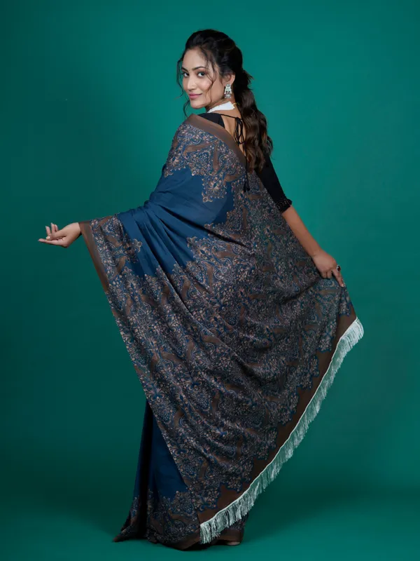 Navy_Blue_Ethnic_Printed_Pure_Cotton_Tasselled_Saree_For_Women