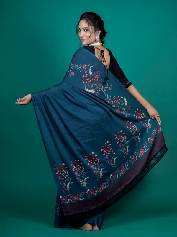Navy_Blue_Navy_Floral_Printed_Pure_Cotton_Saree_For_Women