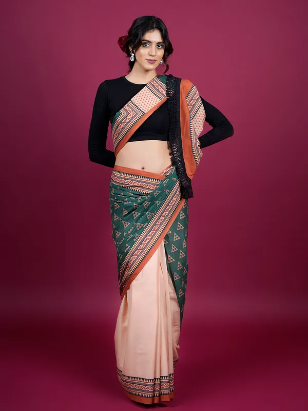 Green_Geometrical_Printed_Pure_Cotton_Half_And_Half_Saree_For_Women