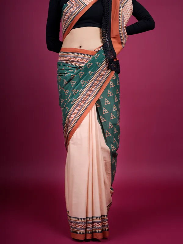 Green_Geometrical_Printed_Pure_Cotton_Half_And_Half_Saree_For_Women
