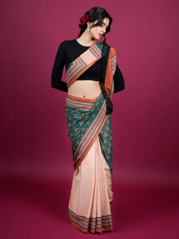 Green_Geometrical_Printed_Pure_Cotton_Half_And_Half_Saree_For_Women