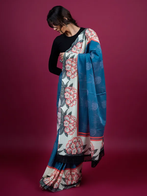 Blue_Floral_Printed_Pure_Cotton_Saree_For_Women