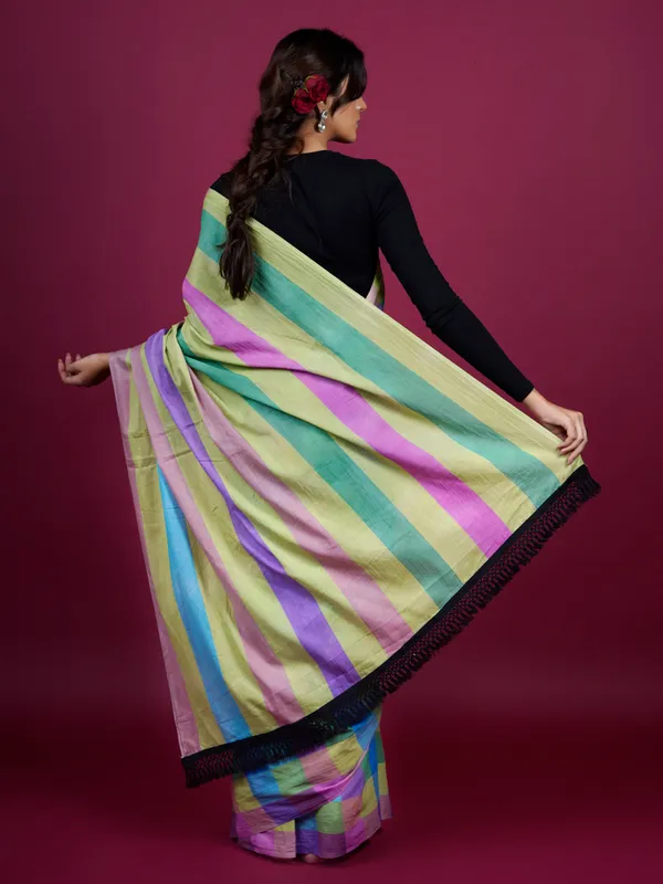 Purple_Checked_Woven_Design_Pure_Cotton_Saree_For_Women