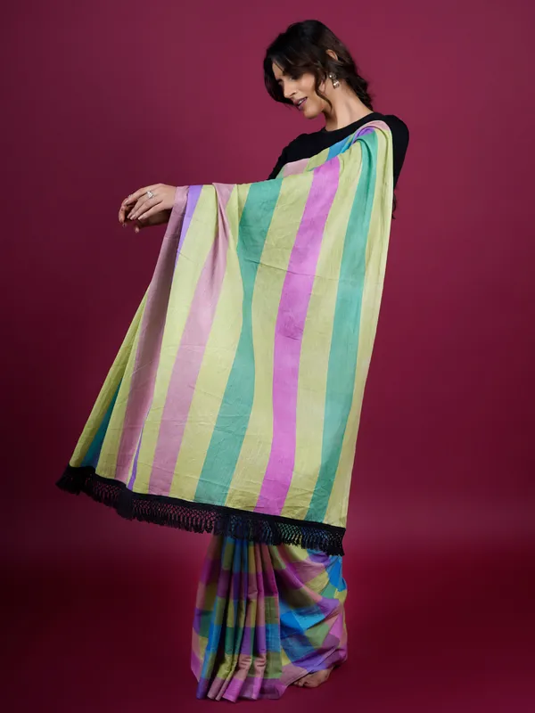 Purple_Checked_Woven_Design_Pure_Cotton_Saree_For_Women