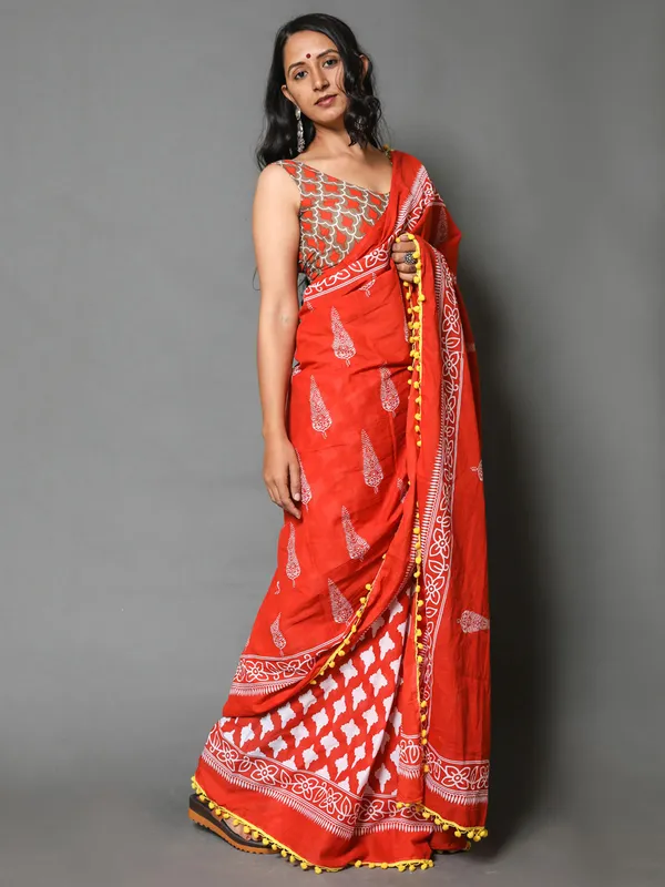 Orange_&_Grey_Ethnic_Motifs_Pure_Cotton_Saree_For_Women