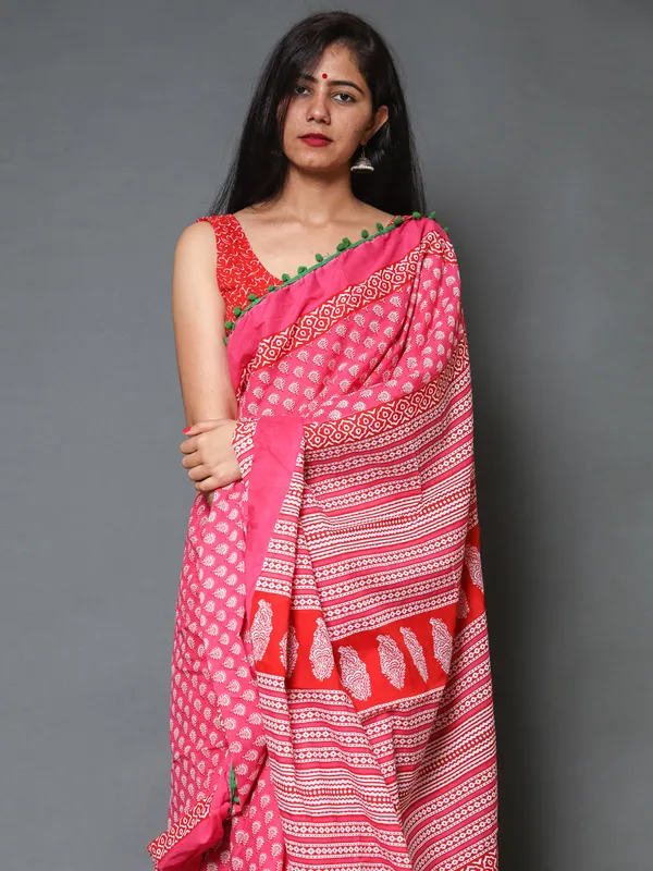 Pink_&_White_Ethnic_Motifs_Pure_Cotton_Saree_For_Women