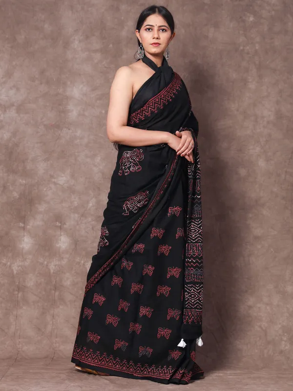 Black_&_Pink_Ethnic_Motifs_Pure_Cotton_Saree_For_Women