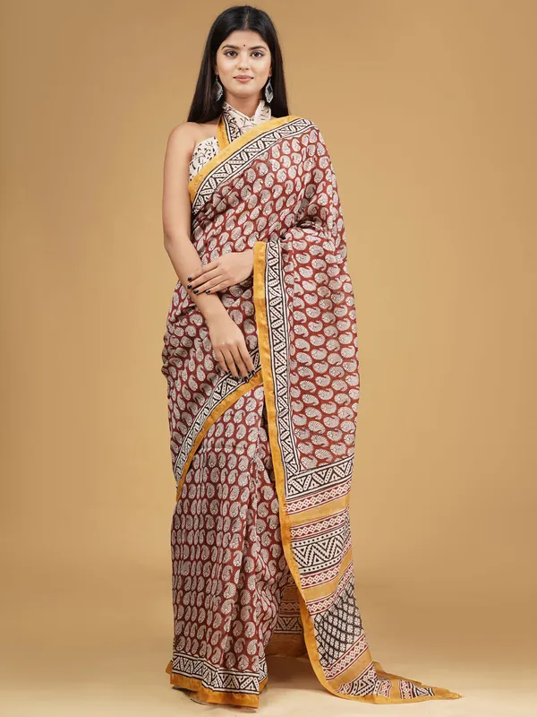 Maroon_&_Orange_Ethnic_Motifs_Zari_Pure_Cotton_Block_Print_Saree_For_Women