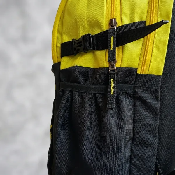 Yellow_and_Black_Polyester_Travel_Backpack_For_Unisex