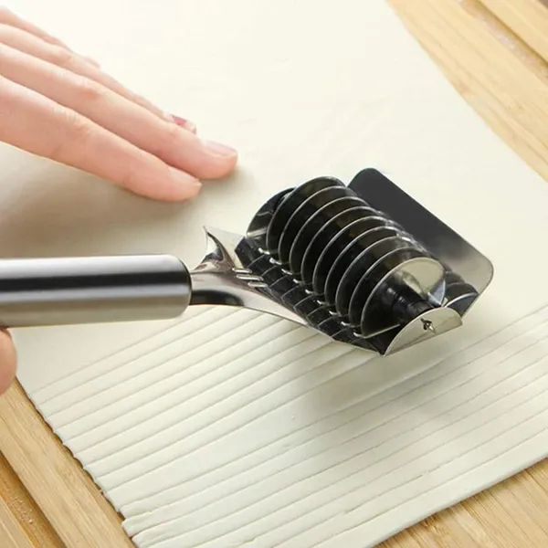 Noodle_Maker_Roller_Stainless_Steel_Pasta_Noodle_Cutter_Spaghetti_Maker_Lattice_Dough_Cutter_Mincer_For_Kitchen_Cooking_Tools_Dough_Cutter_Mincer_Tools_Pack_Of_1